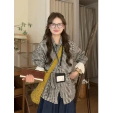 批发春秋新款高级设计感小众格子<b class='q'>衬衫</b>女收腰中长款<b class='q'>长袖</b>抽绳上衣女
