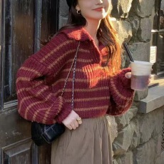 批发条纹毛衣女设计感小众针织衫2026新款秋<b class='q'>冬</b>宽松外穿小个子短款上衣