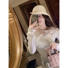 批发鱼兔子的兔子小香风纯欲羽毛上衣女秋冬新款打底衫长袖内搭针织衫