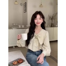 批发奶黄色条纹v领蝴蝶结长袖雪纺衬衫女夏季<b class='q'>防晒</b>衬衣设计感小众上衣