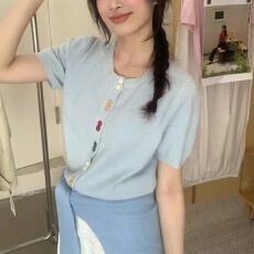 批发柠檬绿茶韩系彩扣柔软舒适<b class='q'>圆领</b>显瘦短袖<b class='q'>针织</b><b class='q'>开衫</b>女夏季