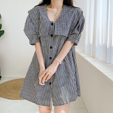 批发<b class='q'>韩国</b>chic小众减龄海军领撞色格纹单排扣宽松泡泡袖小个子<b class='q'>连衣裙</b>女