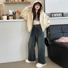 批发女童外套秋款2025新款儿童潮酷穿搭大童女孩秋装宽松短款开衫卫衣