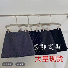 批发2025年女新款设计感气质百搭半身裙