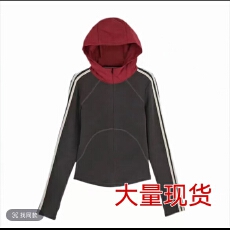 批发2025年女新款设计感气质百搭上衣