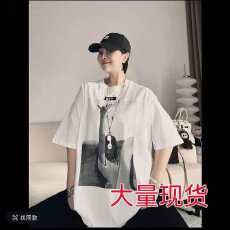 批发2026年女新款设计感气质百搭上衣