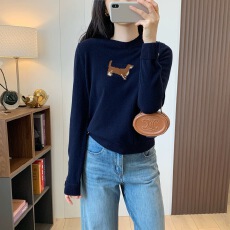 批发简约减龄~ 软糯羊毛可爱腊肠犬提花图案圆领长袖针织衫毛衣上衣女