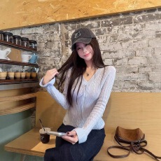 批发<b class='q'>镂空</b>肌理绑带纯欲少女风修身长袖针织上衣韩版女装秋冬新款