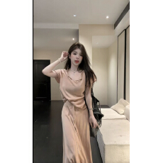 批发【HuiHui】新款韩系V领短袖<b class='q'>T</b><b class='q'>恤</b>套装夏季显瘦遮肉洋气套装女