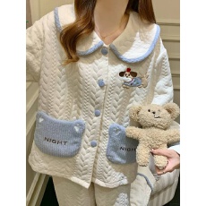 批发网红ins风韩版冬季新款睡衣女卡通家居服官方