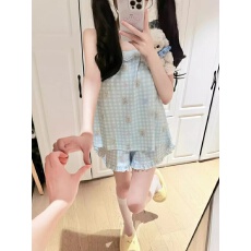 批发<b class='q'>韩国</b>新款网红ins风睡衣女甜美吊带短裤家居服官方