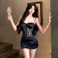 批发轻奢风性感吊带珠片<b class='q'>网纱</b>鱼骨连衣<b class='q'>裙</b>女包臀<b class='q'>裙</b>抹胸拼接<b class='q'>裙</b>子