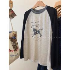 批发灰色圆领印花短袖<b class='q'>t</b><b class='q'>恤</b>女士宽松显瘦小个子正肩上衣设计感2026新款