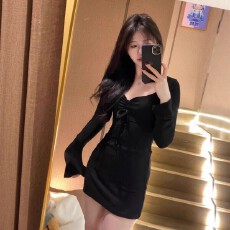 批发纯欲性感修身方领针织<b class='q'>连衣裙</b>女秋季气质收腰显瘦长袖内搭包臀短裙