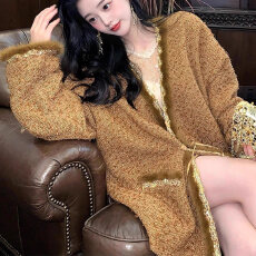 批发法式小香风气质毛呢外套女中长款宽松千金风保暖冬日复古黄色大衣