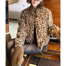 批发韩版复古豹纹短款外套女秋冬设计感加厚保暖拉链修身减龄毛绒外套