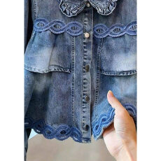 批发韩系<b class='q'>甜美</b>少女风翻领花边2026春夏季牛仔衬衫女装显瘦蕾丝装饰外套