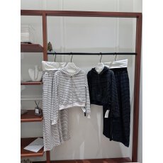 批发SUN11【随性秩序】超细糯米绒肌理针织<b class='q'>条纹</b>套装女秋短款卫衣卫<b class='q'>裤</b>