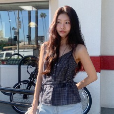 批发韩国东大门代购 2026新款韩版复古格纹收腰花边系扣吊带背心