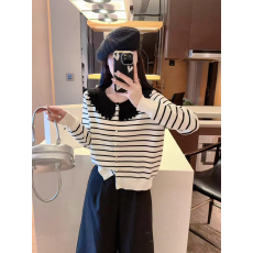 批发花边翻领撞色长袖针织<b class='q'>衫</b>女秋冬季毛衣开<b class='q'>衫</b>2025年新款减龄洋气上衣