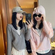 批发【时尚洋气】2026高级感上新竖坑条<b class='q'>假两件</b>条纹连帽衫