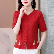 批发实拍<b class='q'>夏</b>季新款衬衫女短袖V领气质绣花舒适休闲上衣时尚百搭<b class='q'>妈妈装</b>