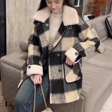 批发加棉加厚格子拼接韩系显瘦毛呢外套2025新款冬季大码胖MM遮肉大衣