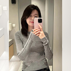 批发安迪绒高级刺绣圆领<b class='q'>长袖</b>针织衫女秋冬修身显瘦毛衣内搭打底衫上衣