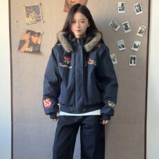 批发美式复古飞行夹克座山雕刺绣棒球服2025<b class='q'>男</b>女情侣冬季外套潮