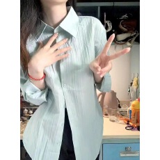 批发衬衫上衣设计感小众法式上衣<b class='q'>女款</b>春秋薄外套夏季新款防晒开衫衬衣