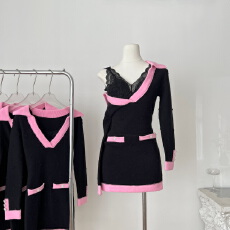 批发车迟恩Chien 粉墨千金 小香风包臀短裙秋冬修身V领针织连衣裙女