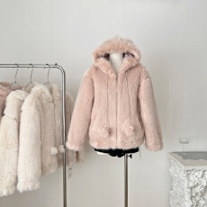 批发陈佳楠【冬日小雪球】连帽小毛球毛绒夹棉外套 仿狐狸环葆皮草