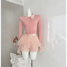 批发迟伞伞25/fw 雪与告别式 <b class='q'>蕾丝</b>粉假两件针织开衫蛋糕<b class='q'>短裤</b>气质套装