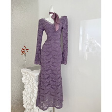 批发Barb Chill灰紫色蕾丝连衣裙长裙女冬季纯欲穿搭收腰<b class='q'>显瘦</b>新年战袍