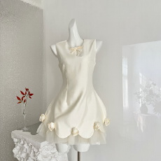 批发杨小卷 MIU系千金风无袖收腰连衣<b class='q'>裙</b>女设计感订婚生日<b class='q'>礼服</b><b class='q'>裙</b><b class='q'>公主裙</b>