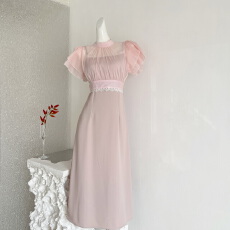 批发甜水仙 宫廷大小姐 蕾丝杏色连衣裙<b class='q'>日系</b>修身显瘦复古褶皱长裙女