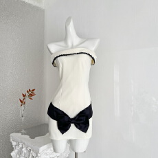 批发画解WAHJU 情绪波点 早春复古甜酷黑白拼接设计<b class='q'>蝴蝶结</b><b class='q'>连衣裙</b>