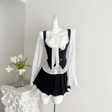 批发【山梨<b class='q'>女</b>高】YeYe· 三件套学院风收腰显瘦气质时尚<b class='q'>女</b>装套装
