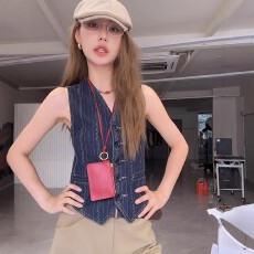 批发牛仔美式复古无袖V领马甲女夏季新款小众设计感辣妹背心开衫上衣
