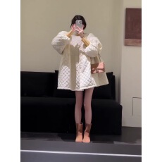 批发在逃公主风棉服<b class='q'>连衣裙</b>女2025新款秋冬季小个子韩版菱格娃娃裙棉衣