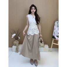 批发法式高级感镂空无袖<b class='q'>蕾丝</b>背心上衣女夏季新款缎面半身裙气质两件套