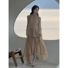 批发法式度假风挂脖<b class='q'>雪纺</b>套装女夏季新款温柔风无袖不规则上衣+半身裙