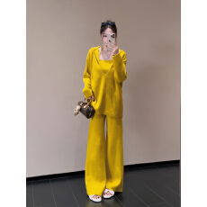 批发韩版慵懒风宽松连帽毛衣套装女<b class='q'>秋冬</b>新款挂脖吊带阔腿裤休闲三件套