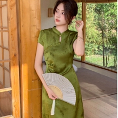 批发新中式改良立领旗袍收腰气质国风连衣裙修身<b class='q'>复古</b>高级感短裙