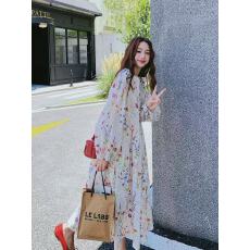 批发2026春季新款法式印花泡泡袖慵懒风宽松长袖连衣裙女碎花裙