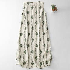 批发2026流行爆款冷淡系轻奢高级感气质长裙独特别致绝美印花连衣裙夏