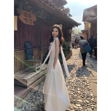 批发MULVAN 恋综女主 气质荡领连衣裙女设计感可拆飘带拼接针织背心裙