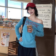 批发美式高街白色显瘦字母印花斜肩长袖防晒衣<b class='q'>罩衫</b>女夏季高级感上衣潮