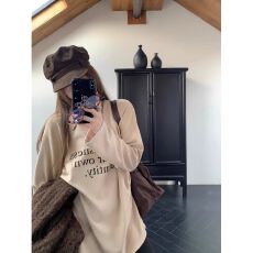 批发白色字母印花长袖<b class='q'>T</b><b class='q'>恤</b>女秋冬新款磨毛内搭圆领打底衫宽松显瘦上衣