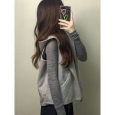 批发550克呢料  连帽马甲+打底衫上衣女秋季新款高级宽松百搭无袖外套